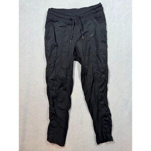Lululemon Street to Studio Pants Black Swift Woven Athletic Womens Size 6 *FLAW*